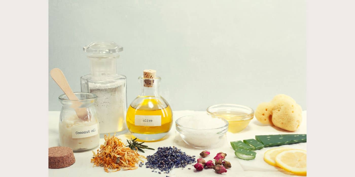 Natural ingredients like lemon, coconut oil, jojoba oil, rose water, and rice water, have many benefits for your hair and can improve the quality.